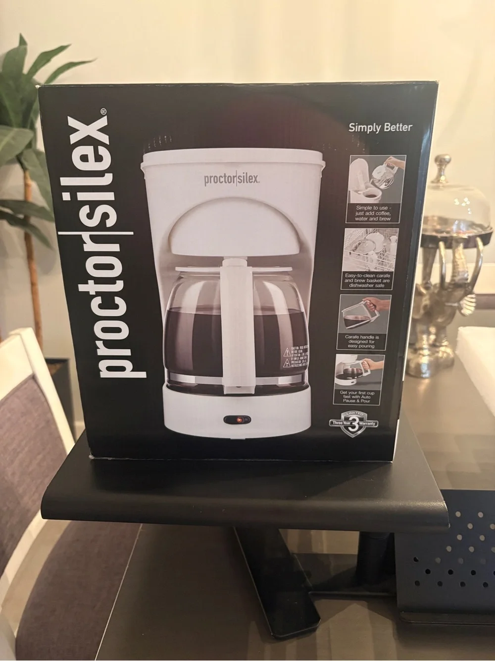 Proctor Silex White 12-Cup Drip Coffee Maker